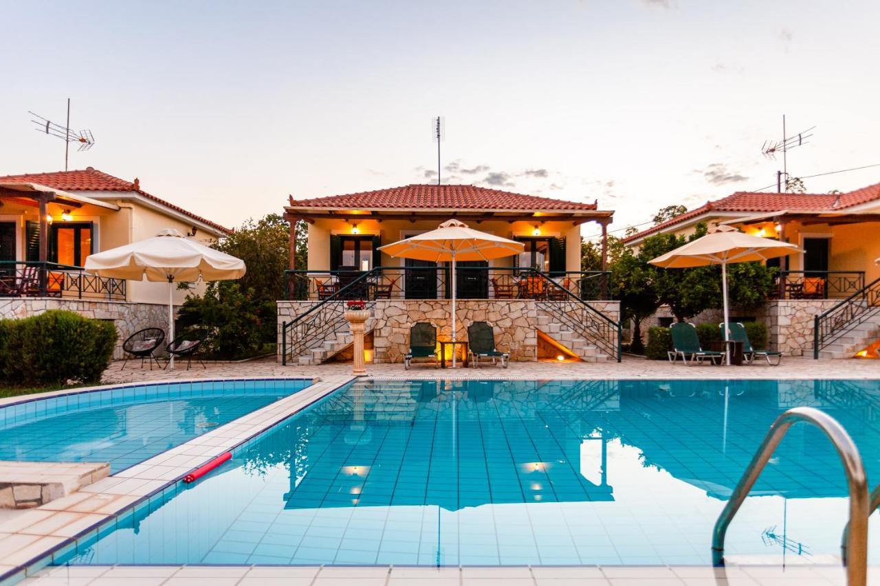 Dukes Poolside Houses Parálion Ástros Buitenkant foto